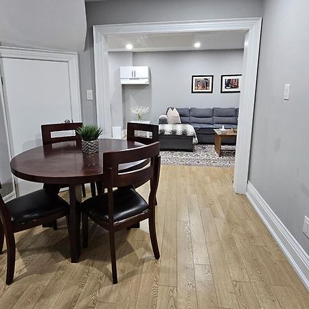 Basement Apartment In Luxury Beach House Toronto Exterior photo